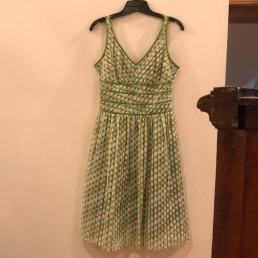 💚✨ Signature by Robbie Bee Green Polka Dot Sleeveless V-Neck Dress | Size 6P ✨
